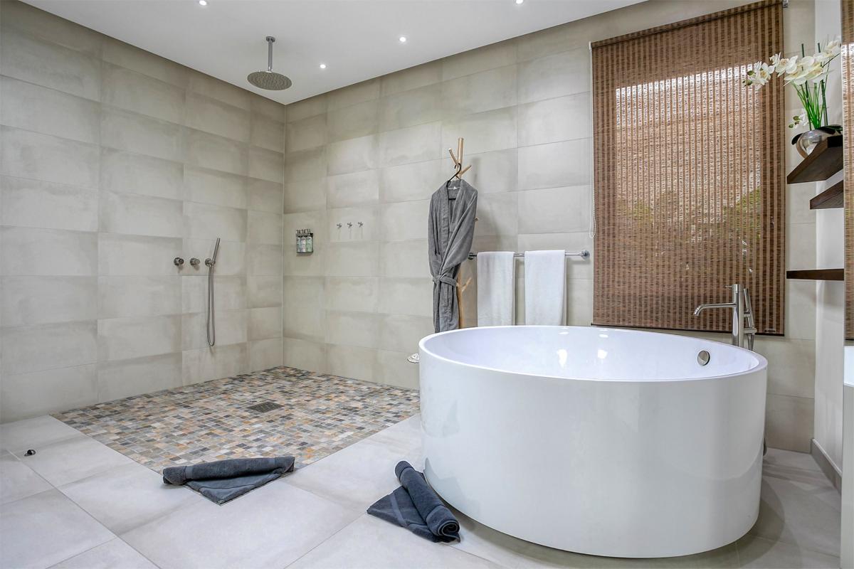 7 bedrooms luxury villa rental St Martin - Bathroom 1